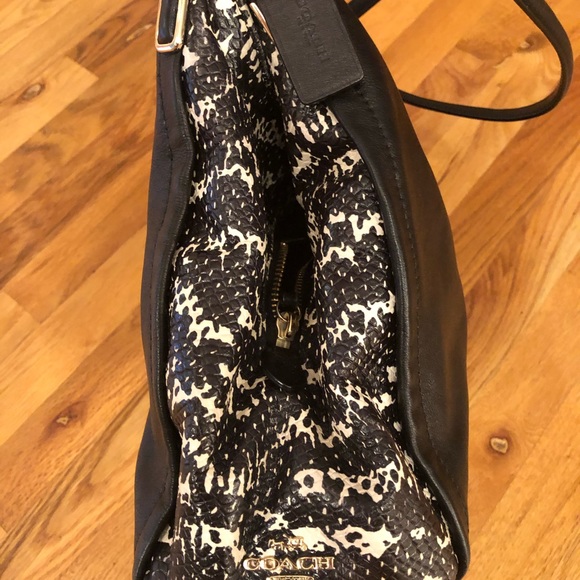 AUTHENTIC COACH PYTHON BAG Black & White - Picture 3 of 8